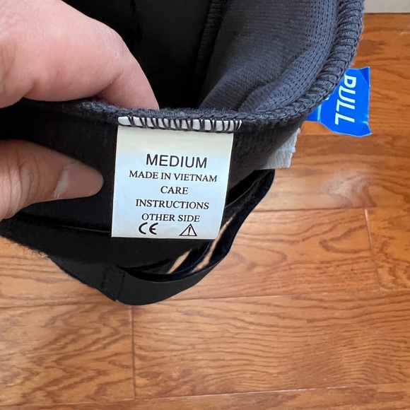 Aircast orthotic walking boot for foot and ankle injuries - Picture 4 of 9